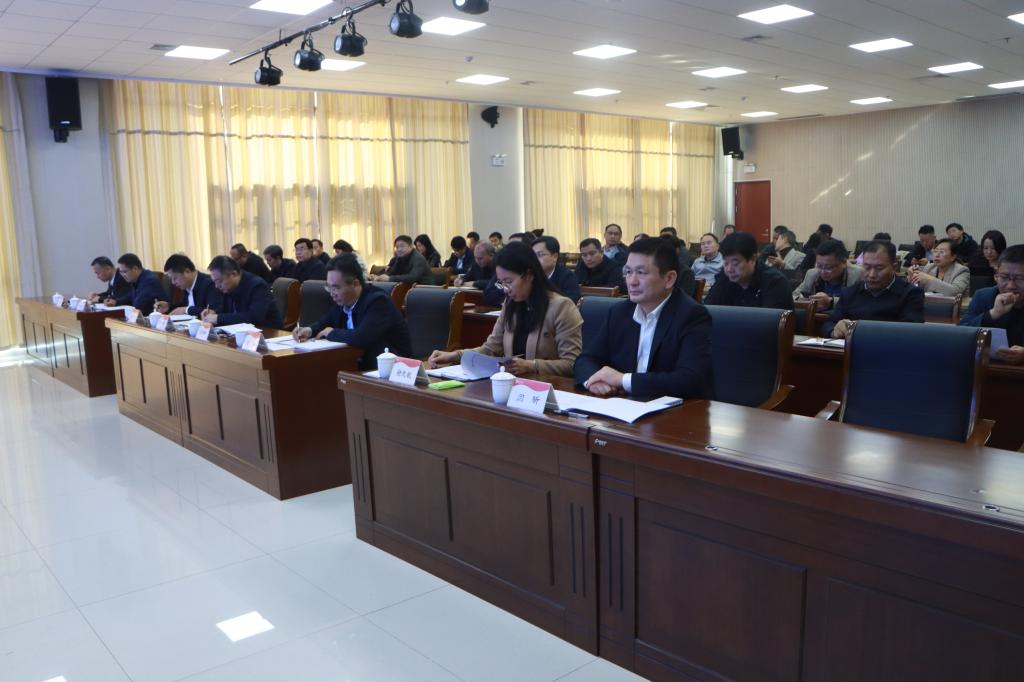 20251021我校召开省属本科高校高质量发展绩效考核第三季度调度会 (4).jpg